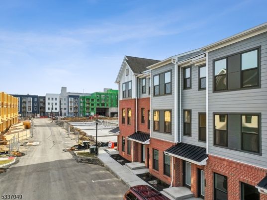 Exterior, Facade, Brick Facade, Rowhouse