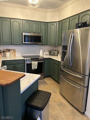 Interior, Kitchen, Stainless Steel Appliances