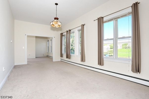 Chandelier, Empty room, Interior, Pendant Lights