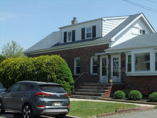 Exterior, Facade, Brick Facade, Cape Cod