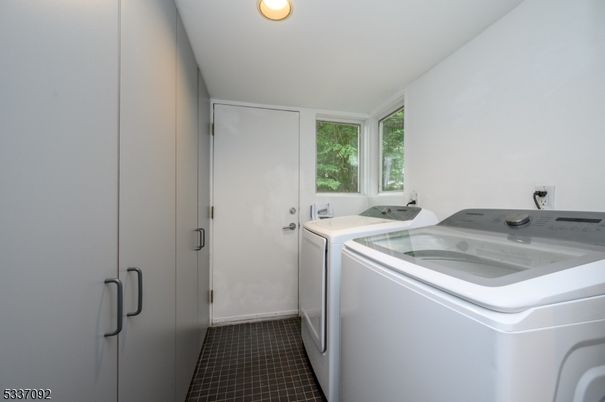 Interior, Recessed Lighting, Washer
