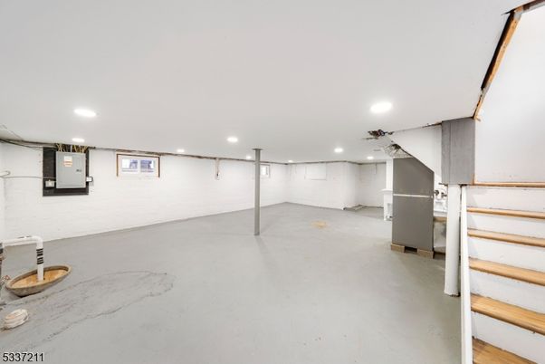 Interior, Recessed Lighting