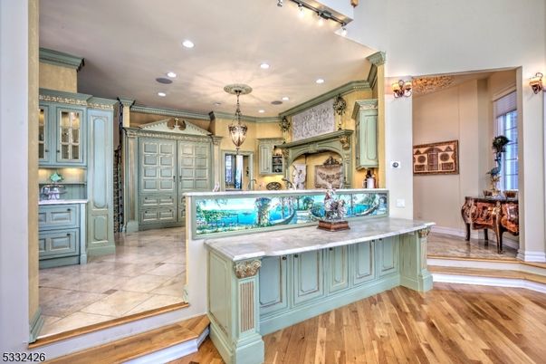Chandelier, Interior, Kitchen, Pendant Lights, Recessed Lighting, Wood Texture Flooring