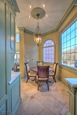 Dining room, Interior, Pendant Lights, Recessed Lighting
