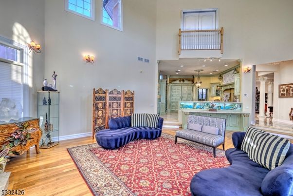 Interior, Kitchen, Living room, Pendant Lights, Recessed Lighting, Wood Texture Flooring
