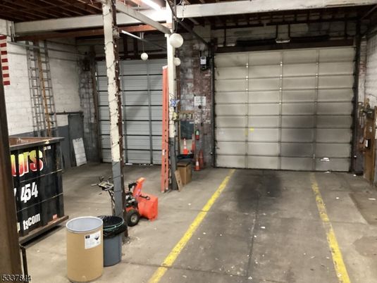 Garage, Interior