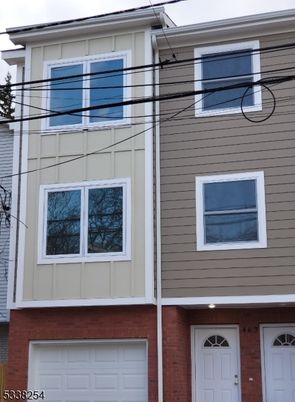 Attached, Exterior, Facade, Brick Facade, Rowhouse