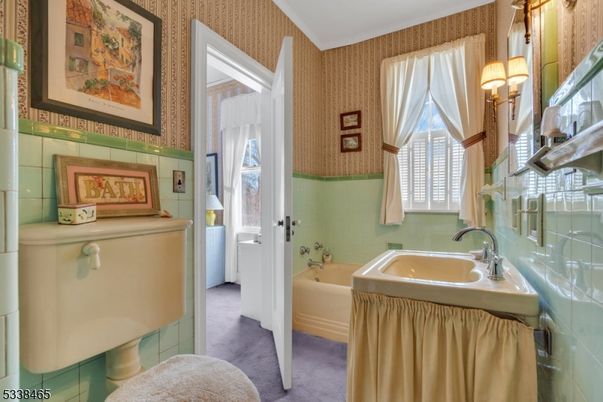 Bathroom, Interior