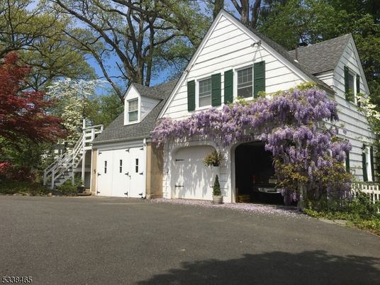 Attached, Exterior, Facade, Tudor Revival