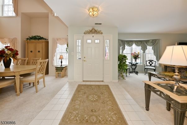 Dining room, Interior