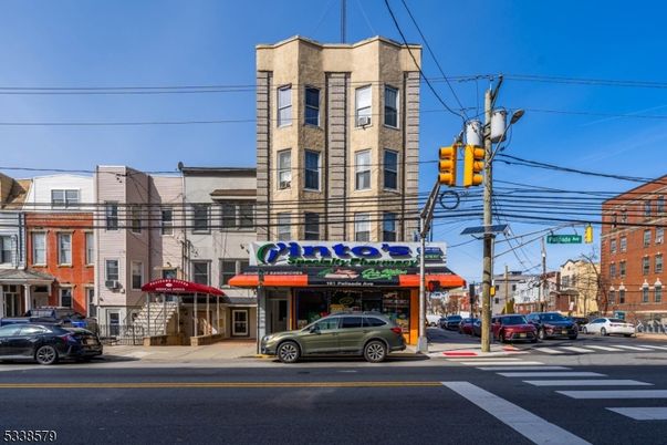 Exterior, Facade, Condo Building