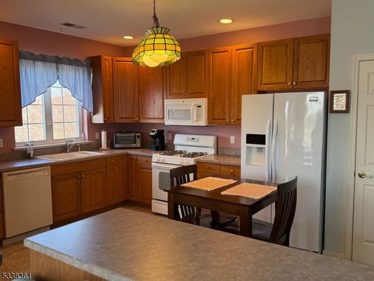 Interior, Kitchen, Pendant Lights, Recessed Lighting