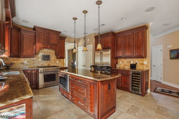 Interior, Kitchen, Pendant Lights, Recessed Lighting, Stainless Steel Appliances