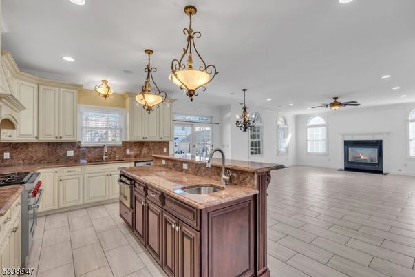 Chandelier, Fireplace, Interior, Kitchen, Pendant Lights, Recessed Lighting