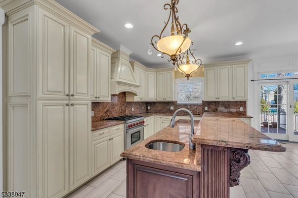Interior, Kitchen, Pendant Lights, Recessed Lighting