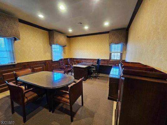 Dining room, Interior, Recessed Lighting