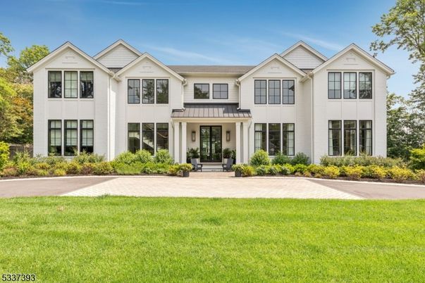 Backyard, Exterior, Facade, Farmhouse