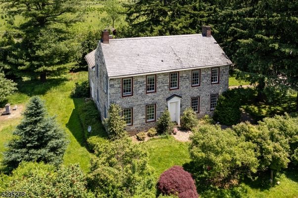 Backyard, Exterior, Facade, Georgian