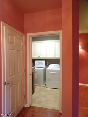 Interior, Washer, Wood Texture Flooring