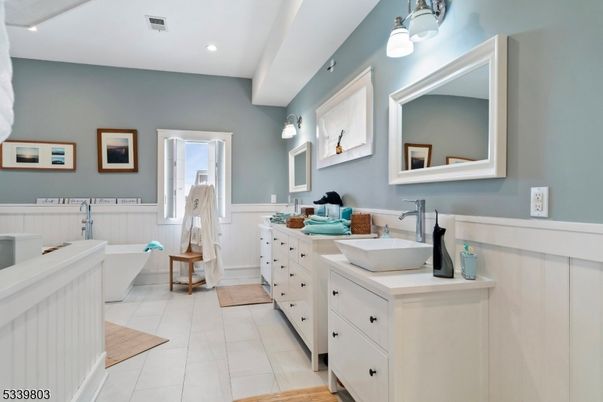 Bathroom, Dual Sink Vanities, Free Standing Baths, Interior, Recessed Lighting