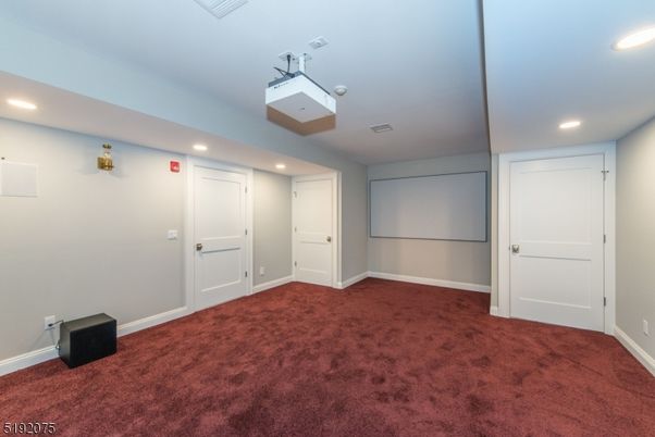 Empty room, Interior, Projection Screen, Recessed Lighting