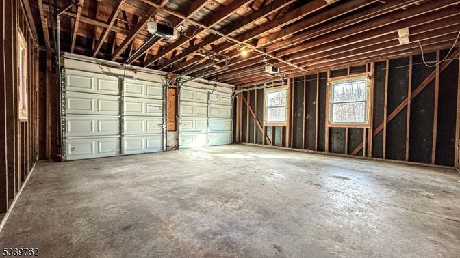 Garage, Interior, Wooden Beams, Wooden Ceilings