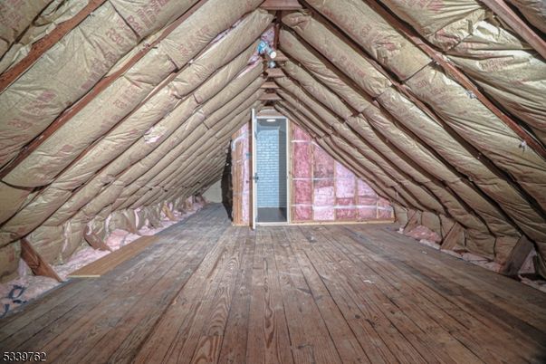 Empty room, Interior, Wooden Beams, Wood Texture Flooring