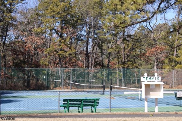 Exterior, Tennis Courts