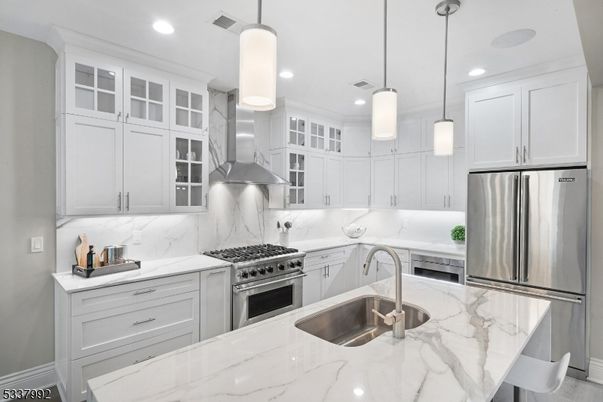 Interior, Kitchen, Pendant Lights, Recessed Lighting, Stainless Steel Appliances
