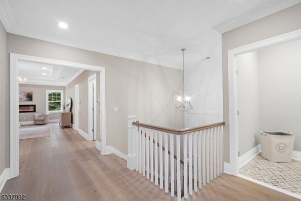 Interior, Pendant Lights, Recessed Lighting, Wood Texture Flooring