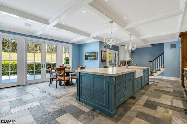 Chandelier, Dining room, Interior, Kitchen, Recessed Lighting