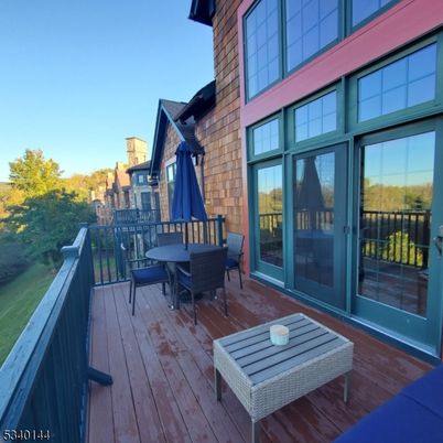 Exterior, Wood Texture Flooring
