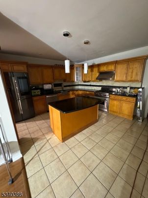 Interior, Kitchen, Pendant Lights, Stainless Steel Appliances
