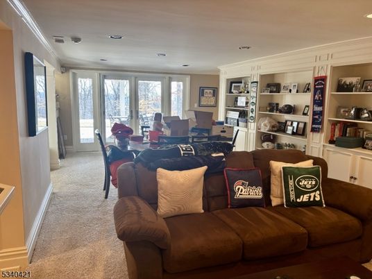 Dining room, Interior, Living room, Recessed Lighting