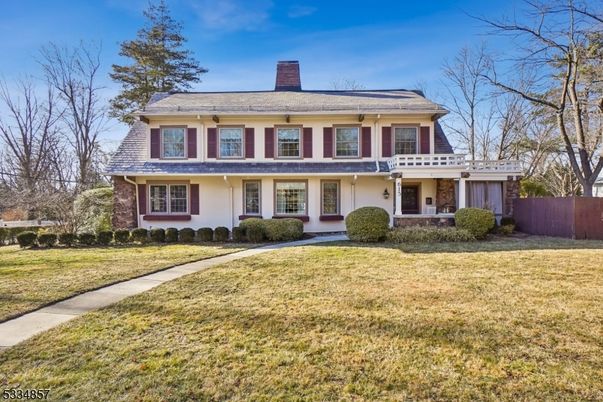 Backyard, Exterior, Facade, Georgian