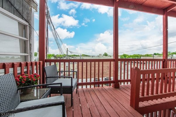 Exterior, Wood Texture Flooring