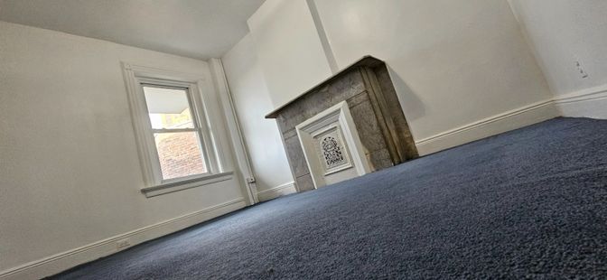 Empty room, Fireplace, Interior