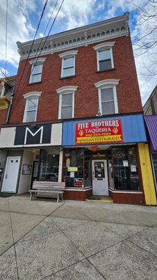 Exterior, Facade, Brick Facade, Rowhouse