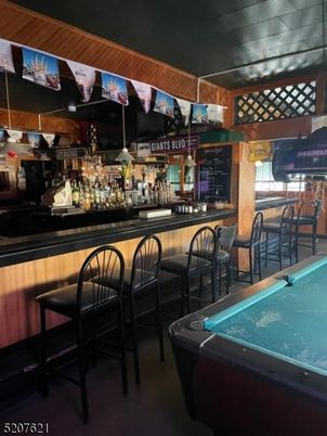 Billiard Table, Game Room, Interior