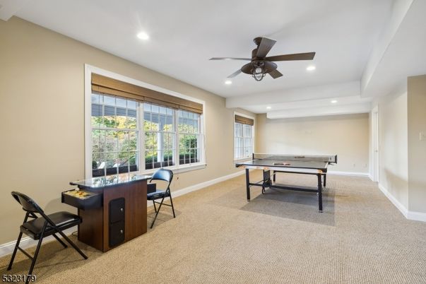 Game Room, Interior, Recessed Lighting