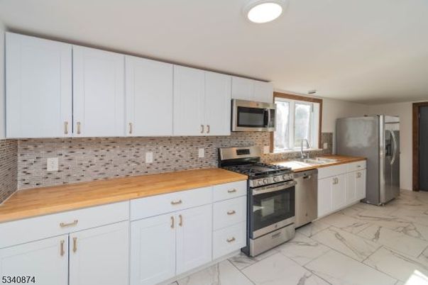 Interior, Kitchen, Marble, Stainless Steel Appliances