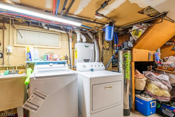 Interior, Utility Closets, Washer