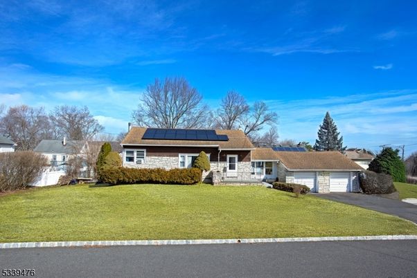 Attached, Exterior, Facade, Solar Panels, Cape Cod
