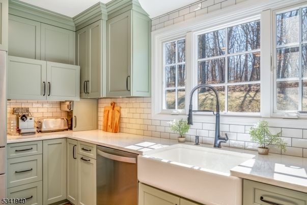 Interior, Kitchen, Stainless Steel Appliances