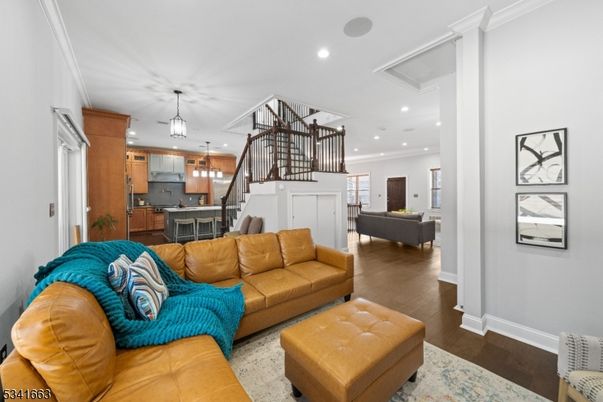 Interior, Kitchen, Living room, Pendant Lights, Recessed Lighting, Wood Texture Flooring