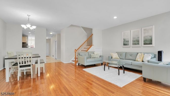 Chandelier, Dining room, Interior, Living room, Recessed Lighting, Wood Texture Flooring