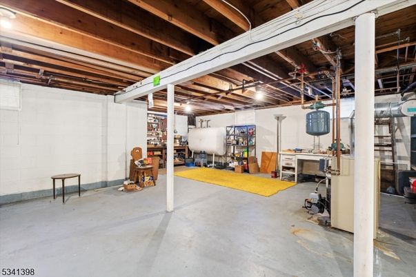 Garage, Interior, Wooden Beams, Wooden Ceilings