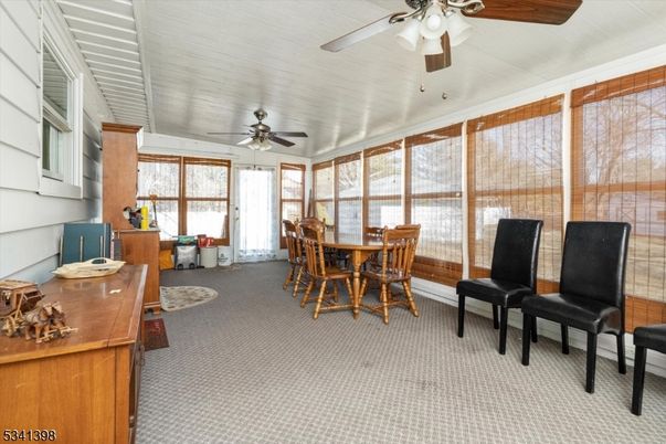 Dining room, Interior