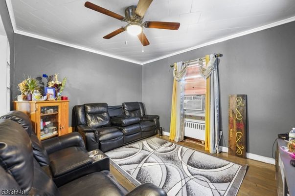 Home Theatre Room, Interior, Wood Texture Flooring