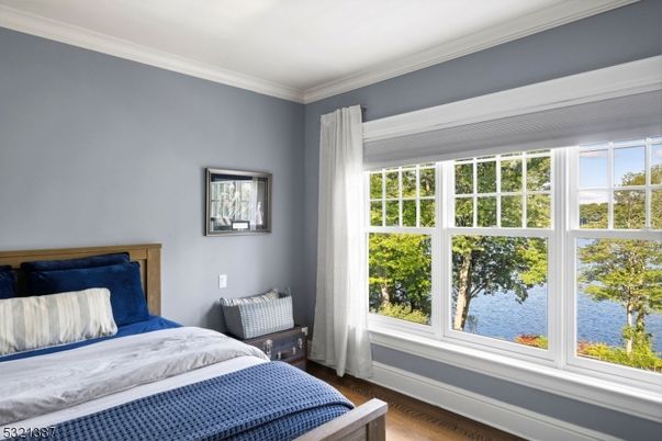 Bedroom, Interior, Water, Wood Texture Flooring